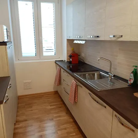 Apartment Noemi Miramar